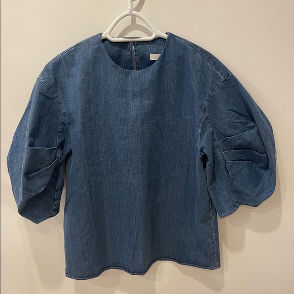 2022 summer Tibi Summer Denim Pleat Sleeve Top - Picture 2 of 4